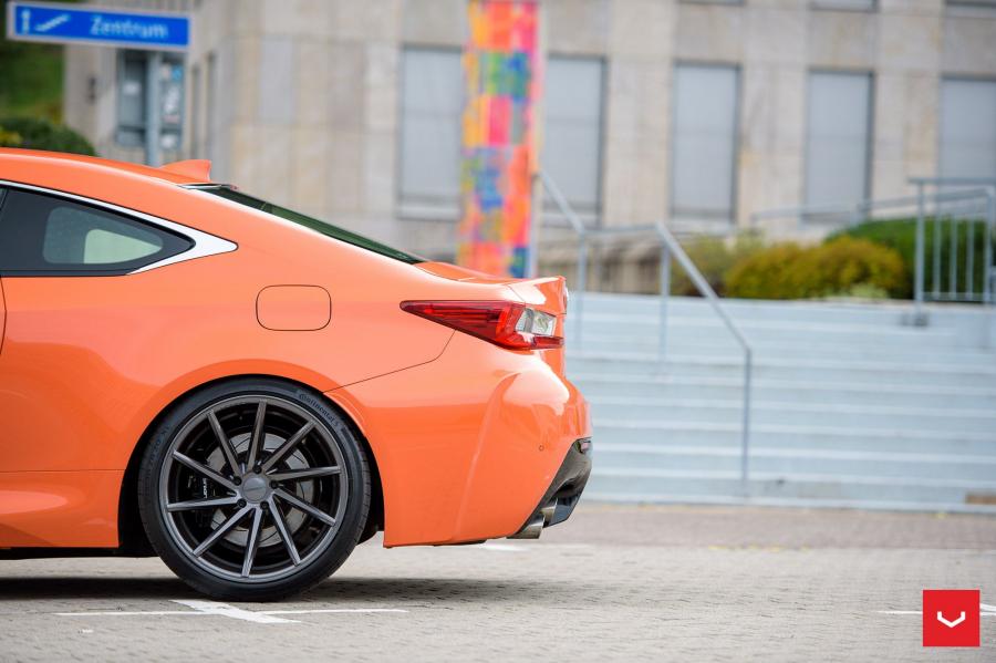 Детали экстерьера Lexus RC F on Vossen Wheels (CVT) 2016 года  (фото 21 из 29)